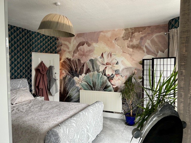bedroom .2